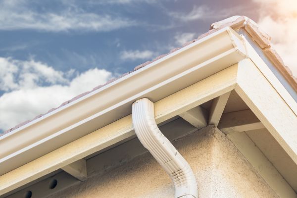 Seamless Gutter Replacement in Mooresville